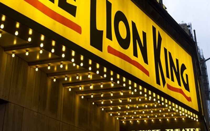 Broadway Bigots: Sign Language Interpreter Fired From ‘The Lion King’ Show For Being White