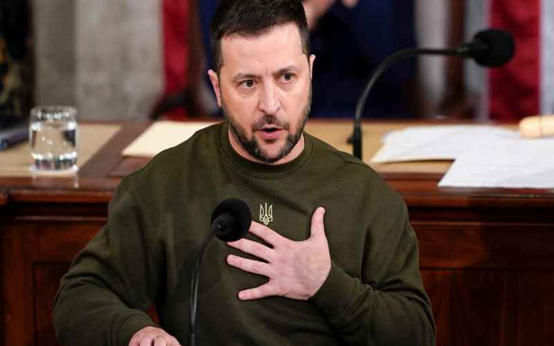  ‘Historian’ Demands to Know Why Some in Congress ‘Refused to Clap for Zelensky’ and I Have Thoughts