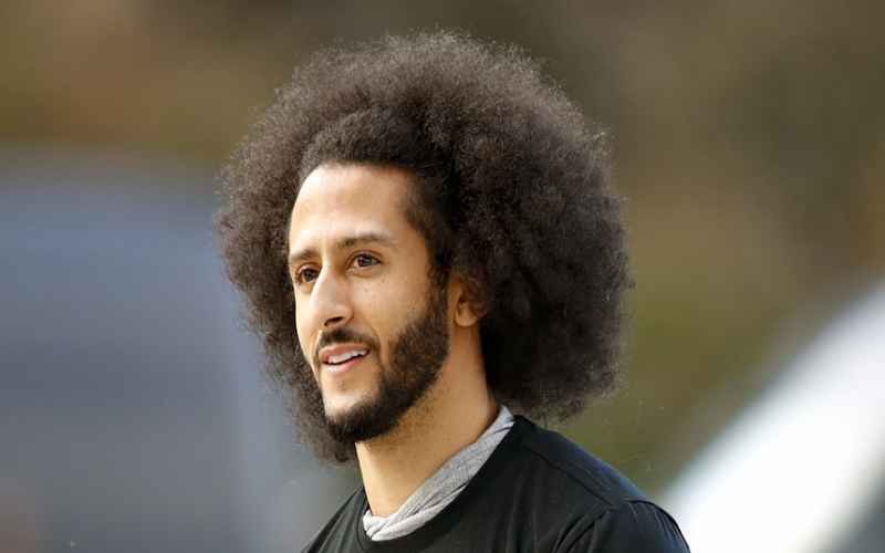  COLIN KAEPERNICK IS BACK, CLAIMING HIS ADOPTIVE PARENTS WERE RACISTS — AGAIN