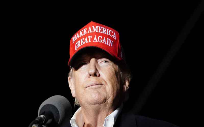 FACED WITH MULTIPLE INVESTIGATIONS, DETACHED TRUMP INSTEAD REMAINS OBSESSED WITH DESANTIS