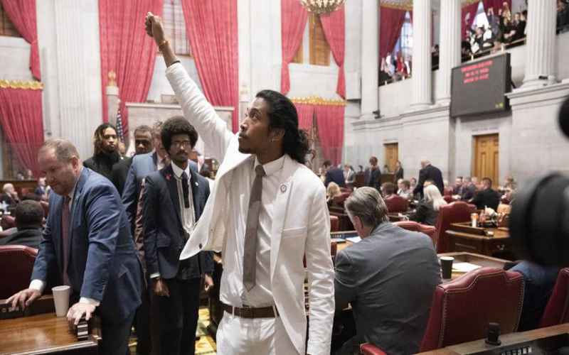  WOKE EXPELLED TENNESSEE LAWMAKER EXPOSED AS RACIST ON HOUSE FLOOR IN DRAMATIC MOMENT