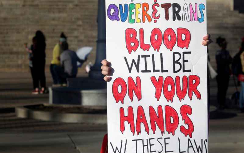 I AM NOT ANTI-TRANS
