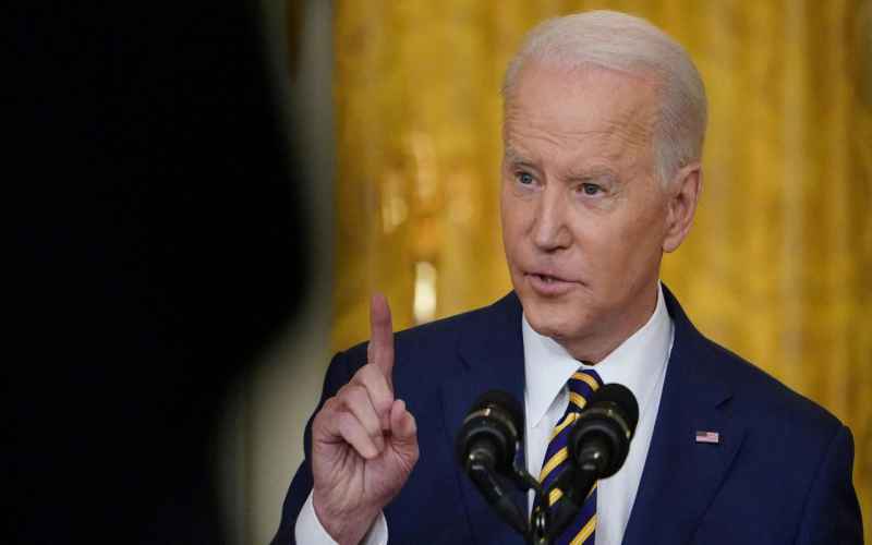 BIDEN SAYS HE ‘WORKS FOR’ KAMALA HARRIS DURING SPEECH