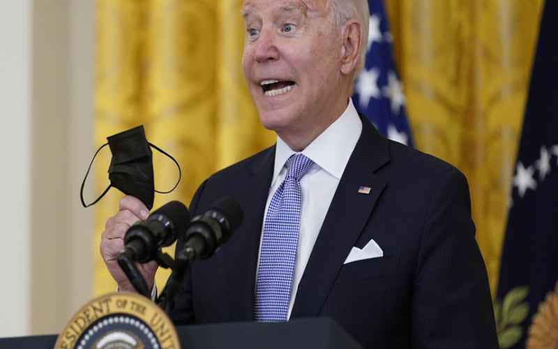 Biden Team Creates COVID Controversy in Email Demanding Masks, Social Distancing for Unvaccinated at WH