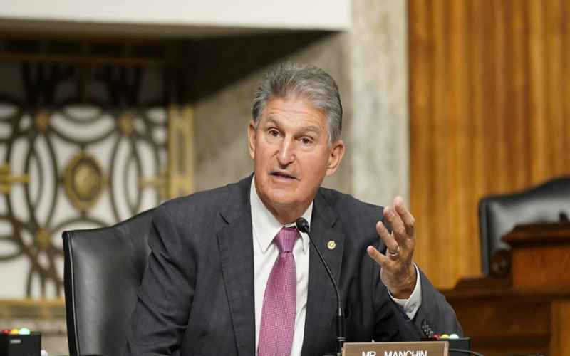  JOE MANCHIN DELIVERS KNIFE TO THE BACK THAT COULD KILL JULIE SU’S SECY OF LABOR NOMINATION