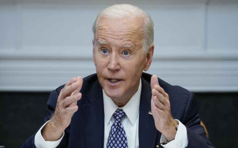 BIDEN RUNS INTO TROUBLE WITH HIS NOTES DURING MEETING, TELLS BIZARRE STORY ABOUT ‘UNCLE FRANK’