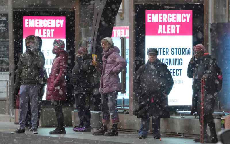  CHICAGO LEADER PROPOSES FINING PARENTS OF ‘OUT OF CONTROL’ TEENAGERS UP TO $5,000 TO CURB CRIME