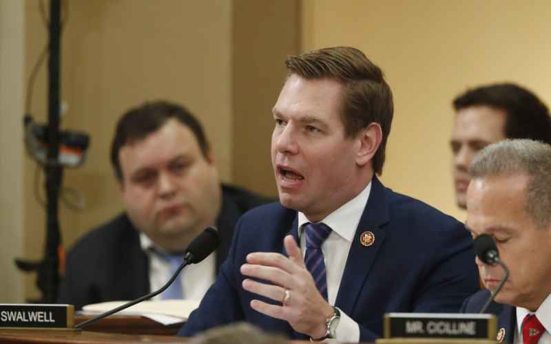  HILARIOUS: SWALWELL GETS LEVELED WITH REALITY AFTER HE RAISES QUESTION ABOUT TRUMP, BIDEN ON MIDDLE