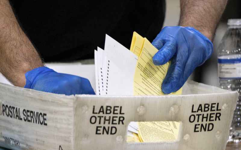  Washington SoS: ‘Powdery’ Substance Found in 2 of 4 Envelopes Sent to State Elections Offices Is Fentanyl