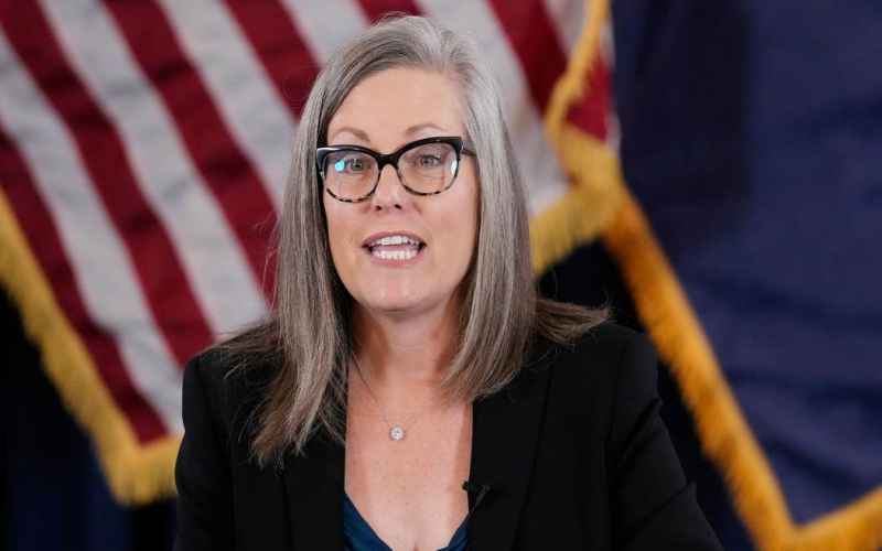  BREAKING: ARIZONA DEMOCRAT GOV. KATIE HOBBS PULLS THE TRIGGER, ORDERS NATIONAL GUARD TO SECURE BORDE