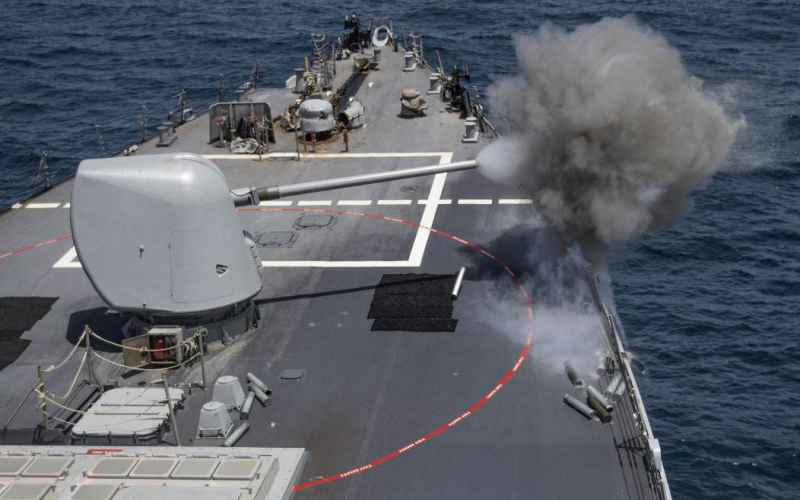 BREAKING: US DESTROYER AND SEVERAL OTHER SHIPS ATTACKED IN RED SEA – BIDEN PREPARES TO DO NOTHING