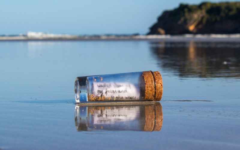  MESSAGE IN A BOTTLE: N. KOREA MAY HAVE BANNED CHRISTMAS, BUT WELL-WISHERS SEND HOPE BY SEA