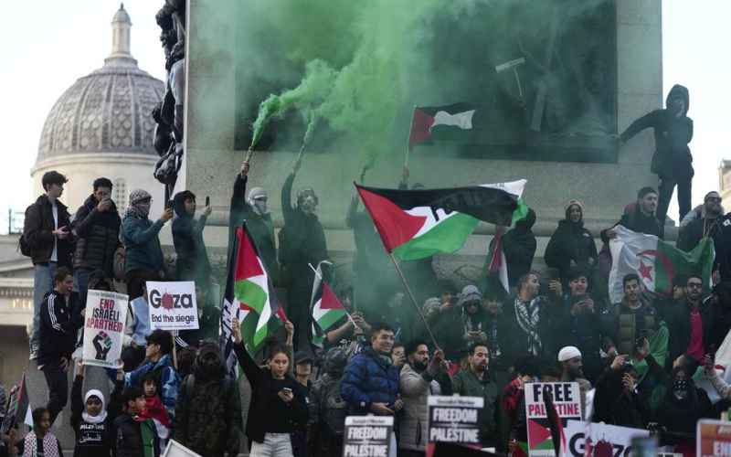  ITALIAN POLICE DON’T HOLD BACK WHEN IT COMES TO ANTI-ISRAEL MARCHERS