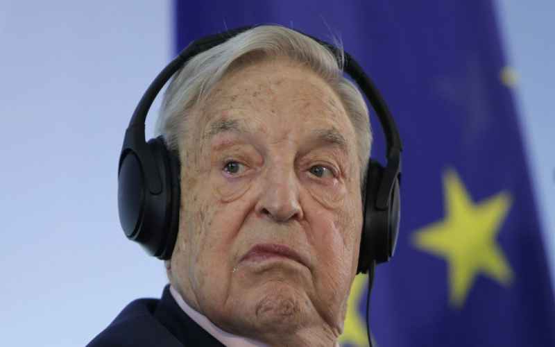 ILLEGAL IMMIGRANT FAMILY FREEZES ON DOORSTEP OF GEORGE SOROS’ NYC OFFICE. SOROS DOES NOTHING.