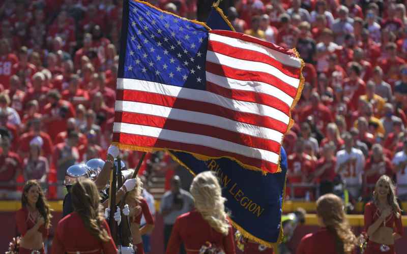  U.S. JUNIOR HOCKEY TEAM SHOWS WHAT PATRIOTISM LOOKS LIKE AND WILL HAVE YOU FIST-PUMPING