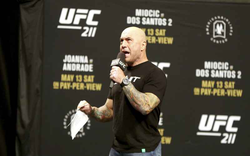  JOE ROGAN HUMILIATES WOKE CENSORS, INKS FRESH $250 MILLION DEAL WITH SPOTIFY