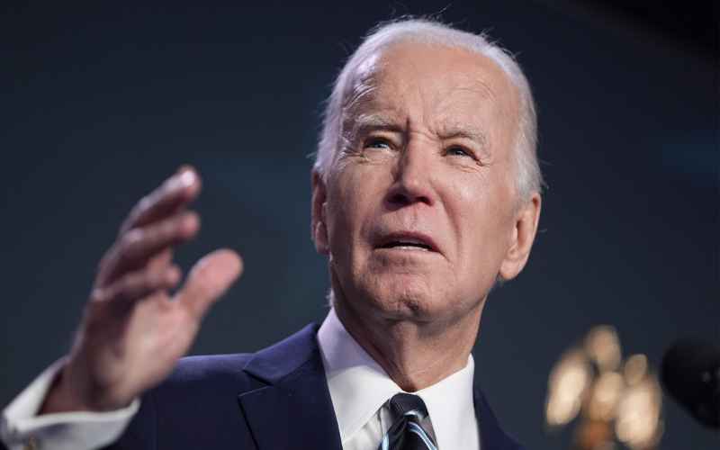  Anti-Israel Protesters Try to Disrupt Biden Appearance on ‘Seth Meyers’ TV Show in NYC