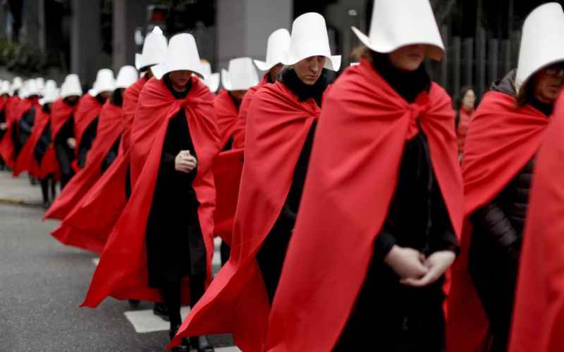 MSNBC GOES FULL CLOWN WORLD, WARNS WOMEN WILL DRESS LIKE IN ‘HANDMAID’S TALE’ IF TRUMP WINS