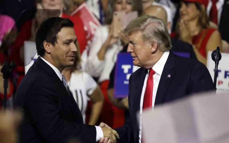  Trump, DeSantis Meet to Strategize on Presidential Campaign Efforts for 2024