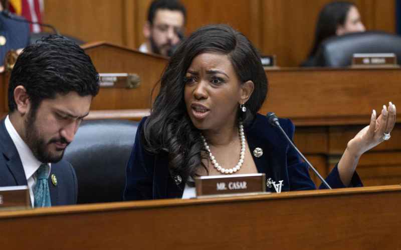  Texas Rep. Jasmine Crockett Claims Black People Should Be Exempt From Paying Taxes