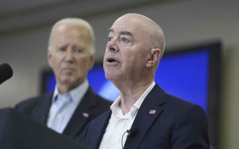  Mayorkas Embarrassed During Presser While Trying to Tell Everyone Biden Secured the Border