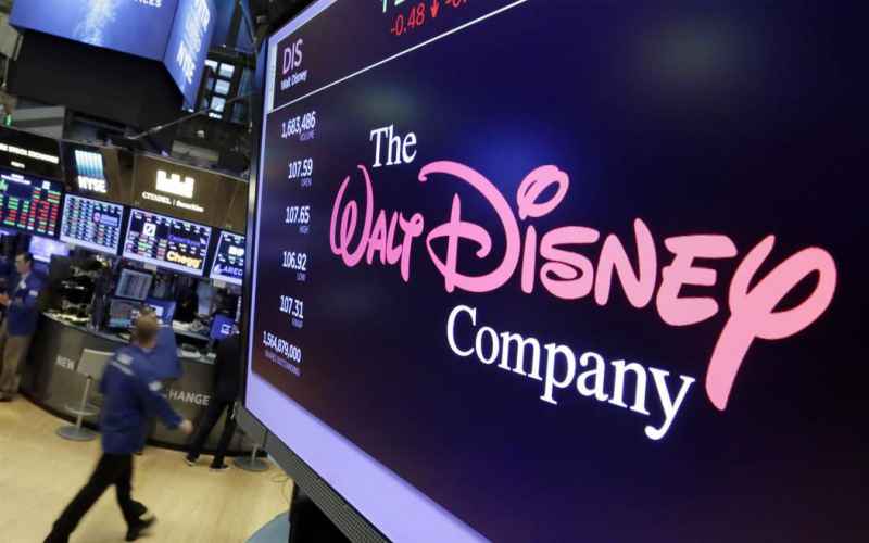  Disney VP Flees in His Tesla When Confronted by James O’Keefe Over Professed Racist Hiring Practices