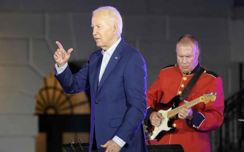  Joe Biden’s Attempt to Mock Reporters Turns Into Another ‘Is He Okay?’ Moment