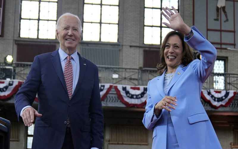  Kamala Harris Reacts to Biden’s POTUS Endorsement, While the DNC Chair Leaves Out Her Name