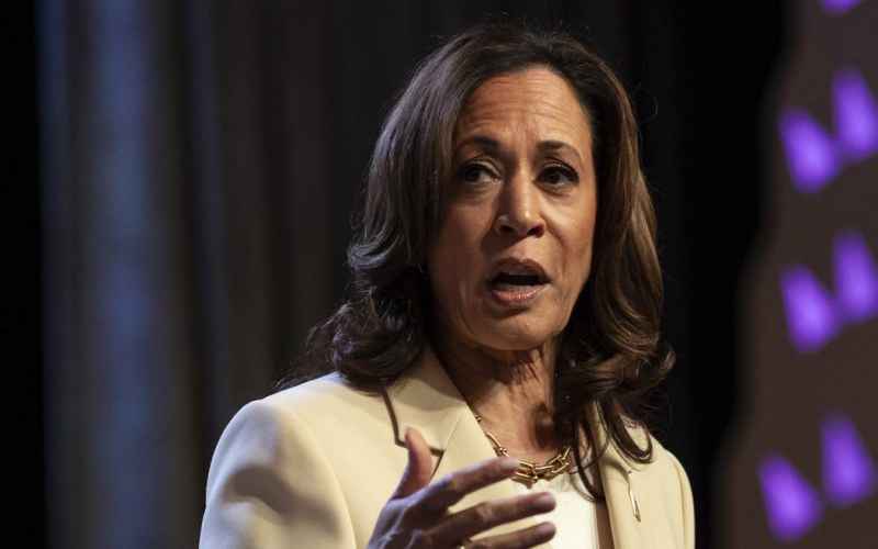  CNN’s Kasie Hunt Gushes Over ‘Beautiful’ Kamala, Plays Soundbite of Trump Ripping