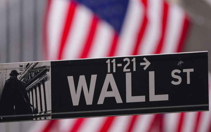  Bidenomics in Action: Stock Market Tanking, Hiring Slowing Down