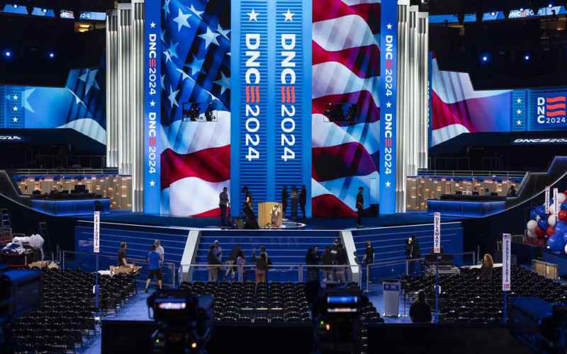  NO JOY Texas Delegate at DNC Finds Out the Dangerous Reality of Life on the Streets of Chicago