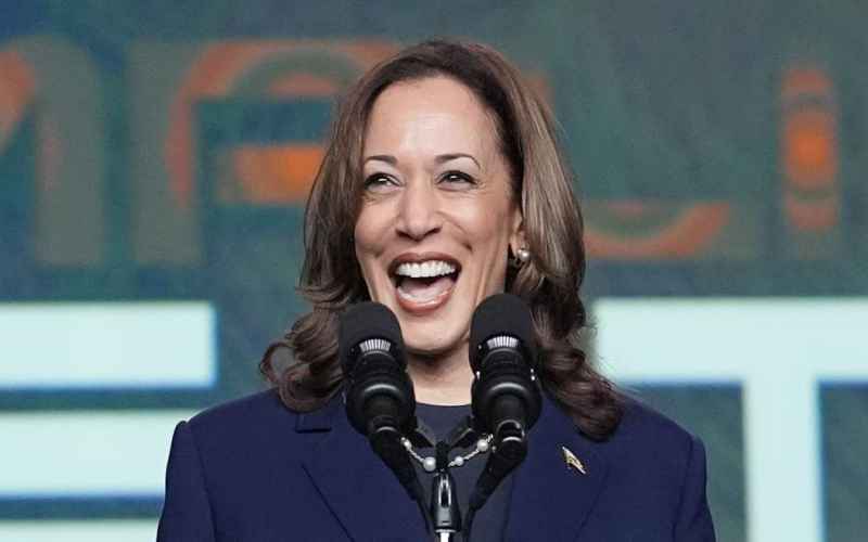  Kamala Harris Campaigns at a Funeral, Calls Herself ‘the President’ in Incredibly Weird Scene