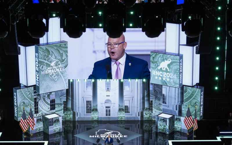  Teamsters Members Overwhelmingly Voted to Endorse Trump, But Leadership Wimped Out