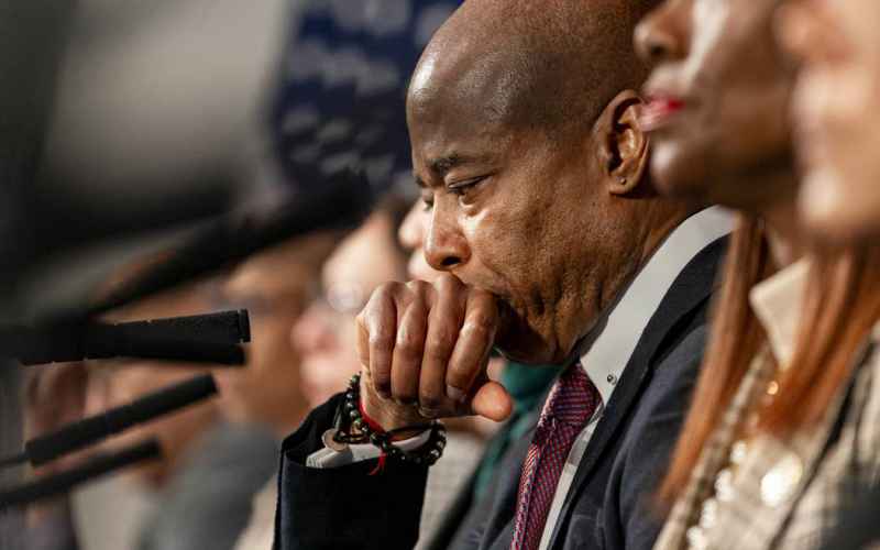  What the Heck Is Going on in New York Feds Seize Materials From Home of Interim Police Commissioner