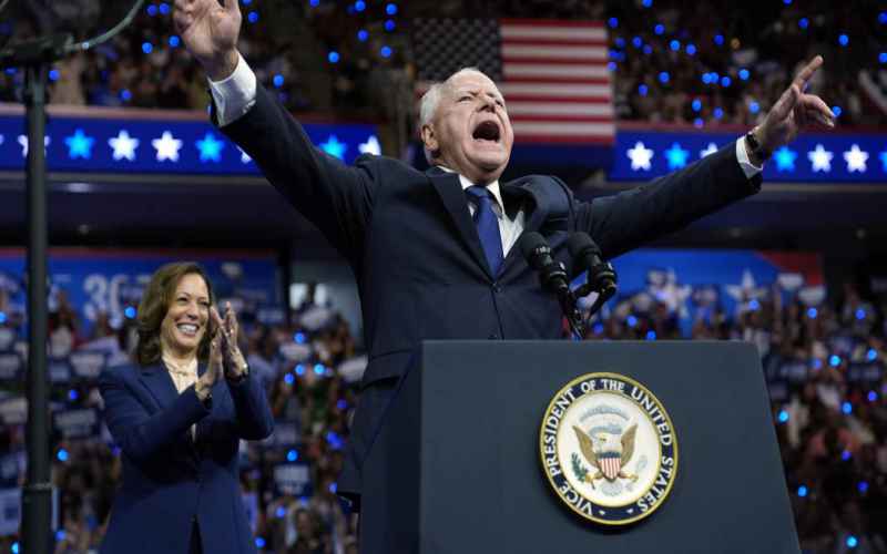  Estranged Brother Warns Whacked-Out Walz Is ‘Not the Type of Character You Want’ in Power