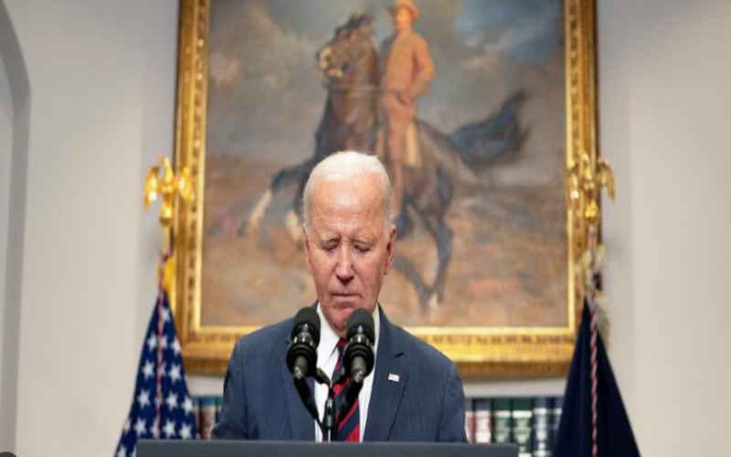  Biden Warns of Threat From Milton, Condemns Misinformation
