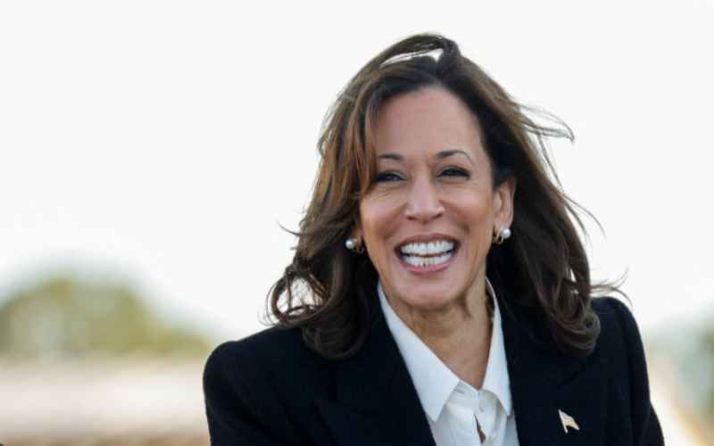  Kamala Harris Could Join Podcaster Joe Rogan for Interview