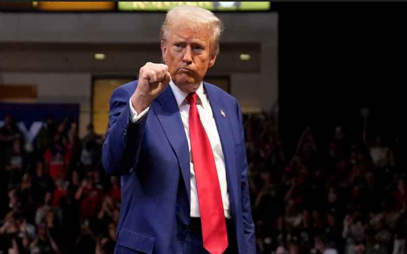  Trump Throttles Fox News As ‘Weak and Soft on Democrats’ Following News of Kamala Harris Interview