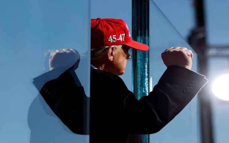  Trump Jokes Glass Only Protects Him From Media