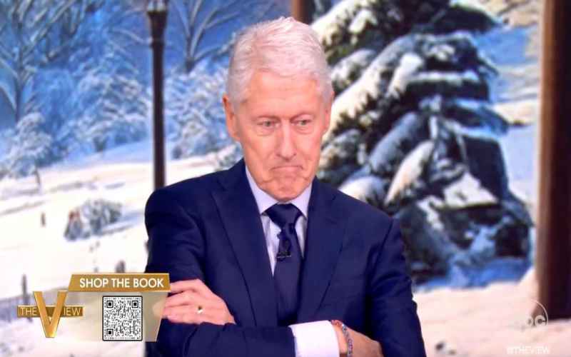  Bill Clinton Open to Biden Preemptive Pardon of Hillary