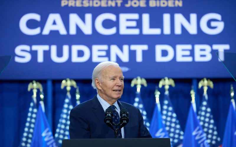  Biden Faces Final Push for Student Debt Forgiveness