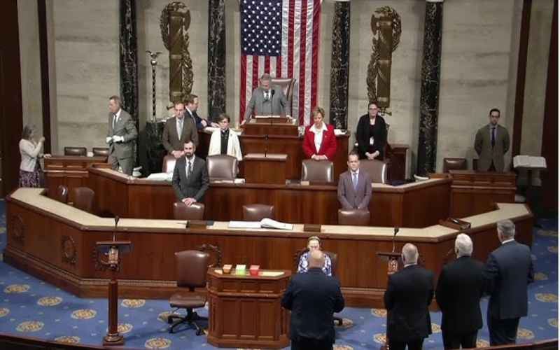  House Passes Stopgap Spending Bill to Avert Govt Shutdown