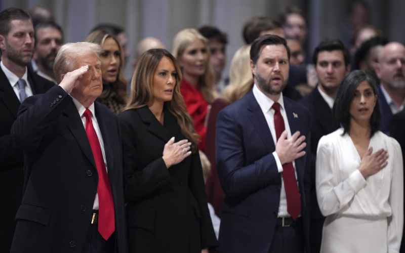  Trump and Vance Sit Through ‘Woke’ Sermon at National Prayer Service, Their Responses Are Absolute Gold