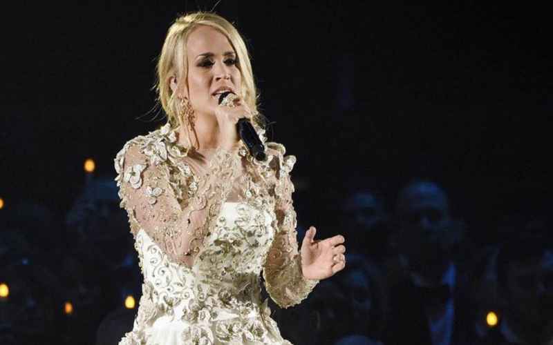  Watch Carrie Underwood Sings Christian Hymn on National TV on Easter and It’s Unforgettable
