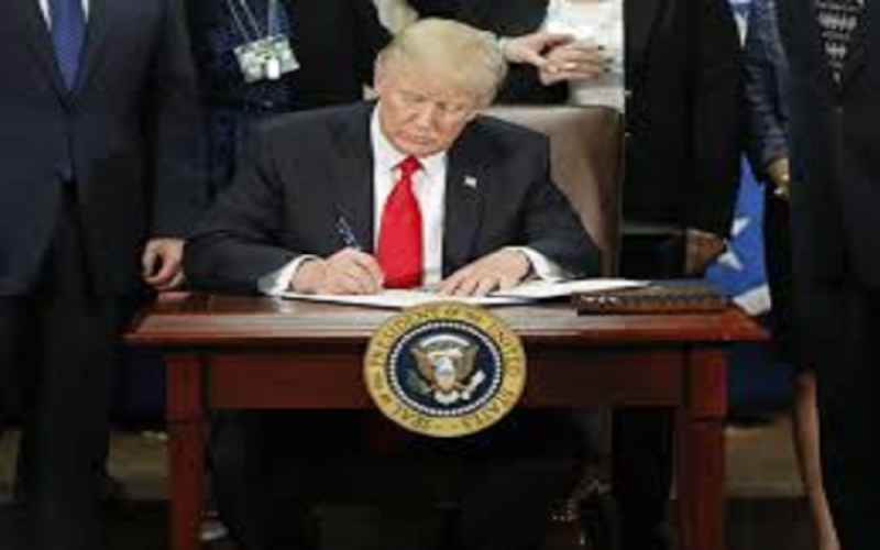  Bill Would Let Trump Pull Funding to Sanctuary Cities