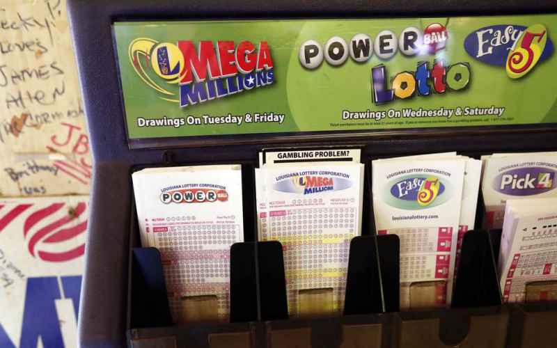 Authorities Man Wins Massive Powerball Jackpot, Kicks Deputy in Face Just Days Later