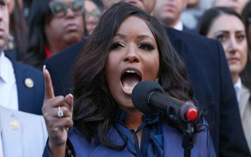  Dem Darling Jasmine Crockett Tells Grads to ‘Know How to Use a Chair’ Against Haters