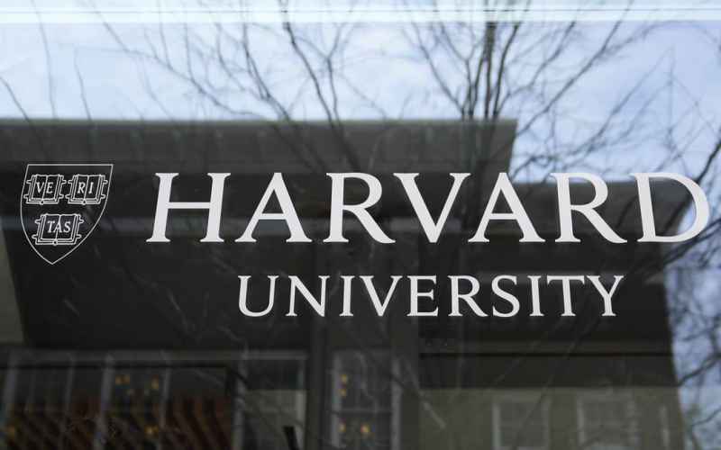  Harvard Sacks Honesty Professor, for Being Dishonest