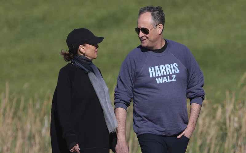  Kamala Harris and Doug Emhoff Party in NYC With Taxpayer-Funded Secret Service in Tow