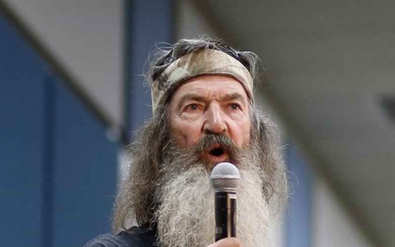  ‘Duck Dynasty’ Patriarch Phil Robertson Dead at 79